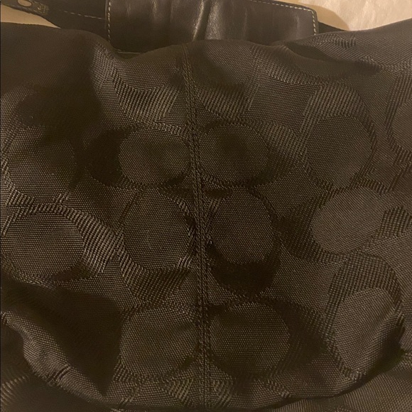 Coach Black Shoulder Bag - Picture 5 of 8
